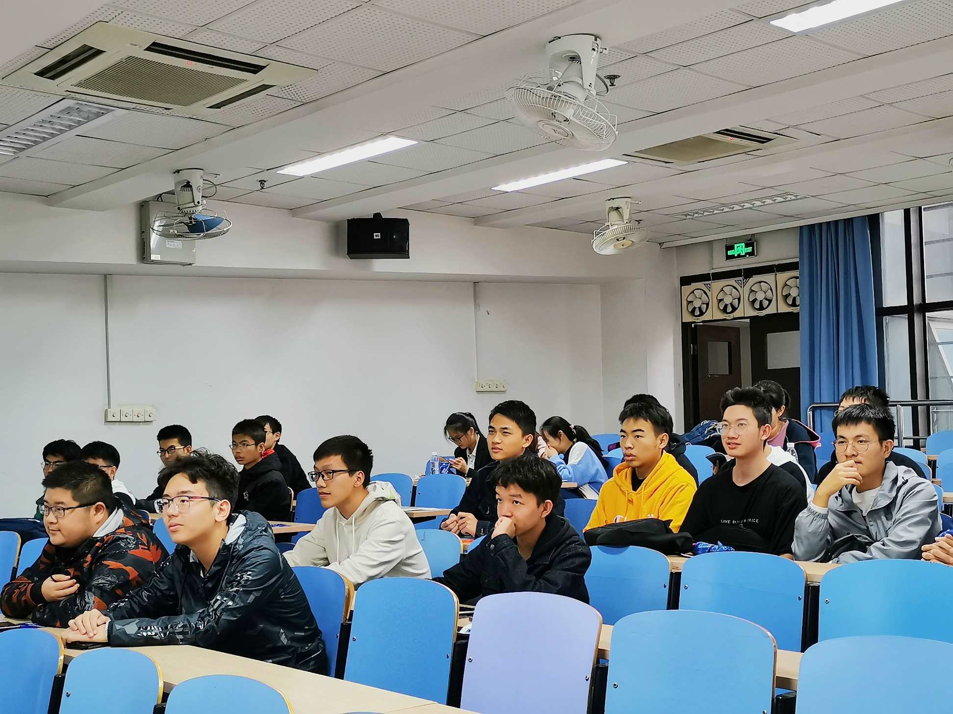 微信图片_20191025101305_gaitubao_1943x1457.jpg
